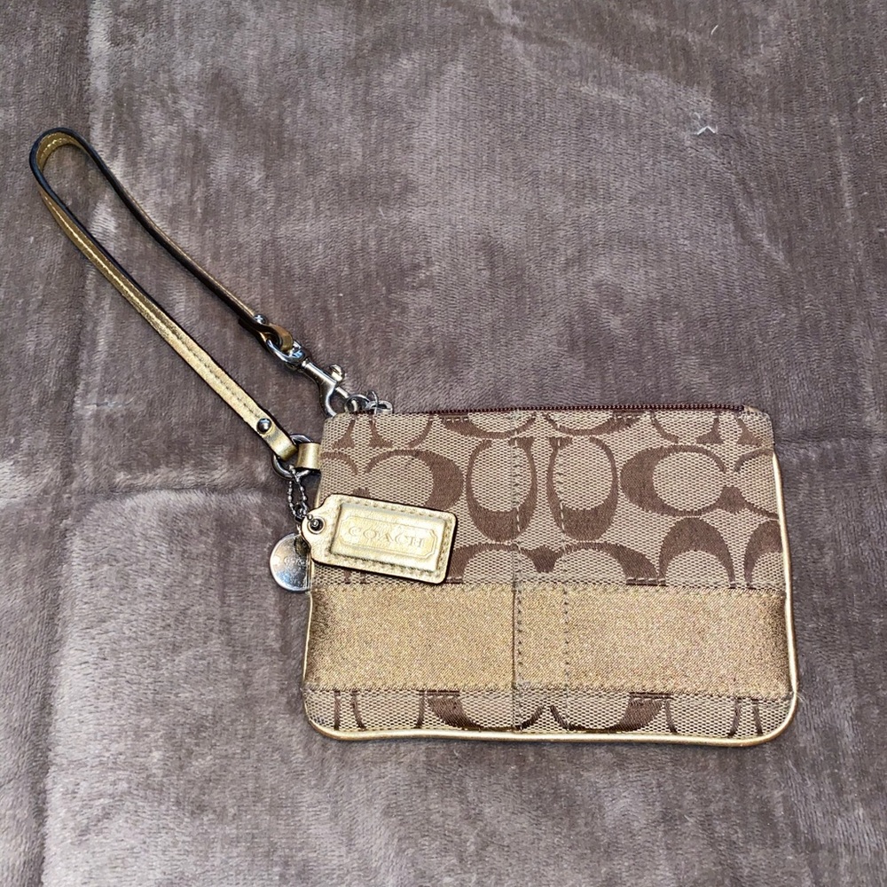 Women’s Wristlet